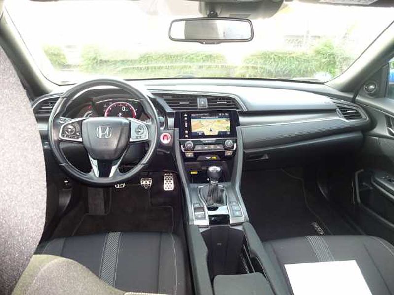Honda Civic 1.5 i-VTEC Turbo Sport Plus 8 fach bereift